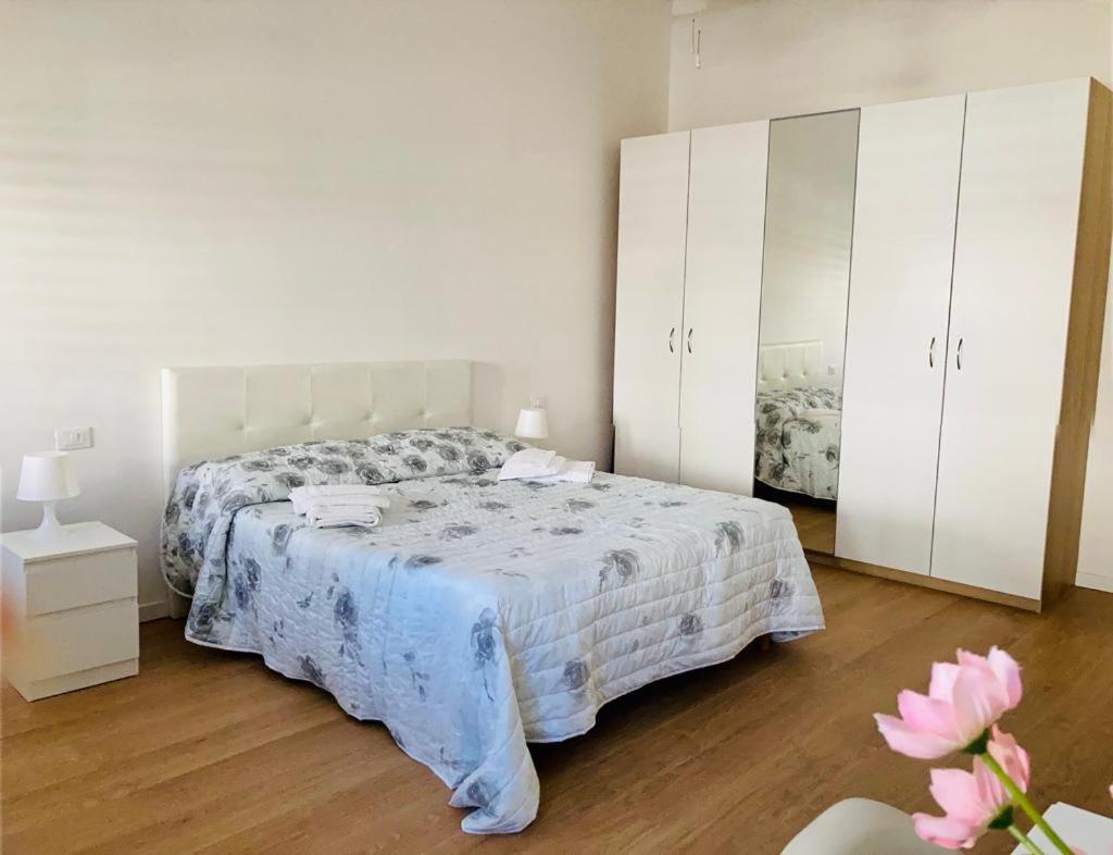 Adriana Lägenhet Trieste Exteriör bild